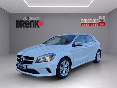 Gebraucht Mercedes A200 Urban 156 PS (114 kW) 2017 Calcitweiss  unilack Limousine