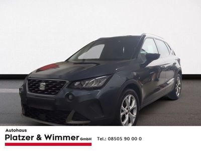 Grau Gebraucht 2023 Seat Arona FR SUV | 22.690 € (Etwas zu teuer)