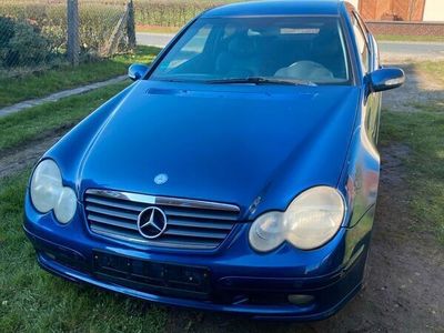 gebraucht Mercedes C220 W203 CDISportcoupe, viele Neuteile 185.845 Km