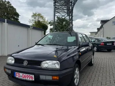 Brugt VW Golf III 75 HK (55 kW) 1995 Blå Sedan