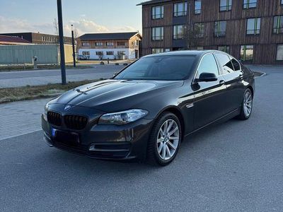 Second-hand BMW 530 258 CP (189 kW) 2014 Maro Berlinǎ