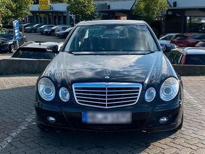 Mercedes E200
