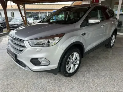 Gebraucht Ford Kuga Titanium 182 PS (133 kW) 2019 Silber SUV