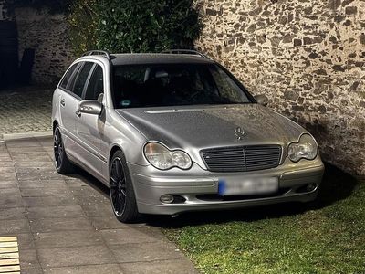 Usata Mercedes C220 143 CV (105 kW) 2002 Argento Station wagon
