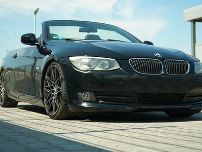 Gebraucht BMW 330 Cabriolet Performance 309 PS (227 kW) 2013 Schwarz Cabrio
