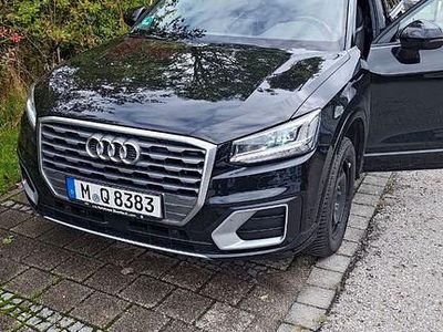 Gebraucht Audi Q2 Ambiente 150 PS (110 kW) 2018 Schwarz SUV