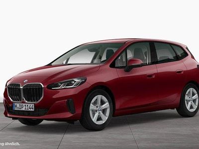 Gebraucht BMW 220 Active Tourer Sport Line 156 PS (114 kW) 2025 Rot Van / Kleinbus