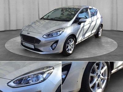 Gebraucht Ford Fiesta Titanium 101 PS (74 kW) 2017 Polarsilber Kleinwagen