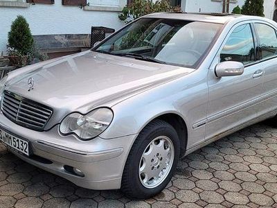 Mercedes C200