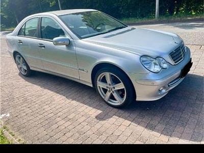 Mercedes C280
