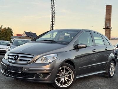 Gebraucht Mercedes B200 193 PS (141 kW) 2006 Grau Van / Kleinbus