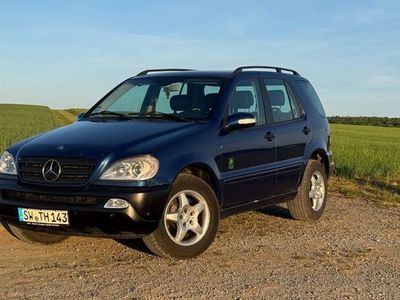 Mercedes ML270