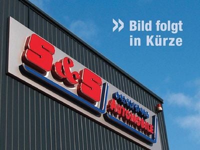 Schwarz Gebraucht 2016 Toyota Auris Comfort Limousine | 9.990 € (Fairer Preis)