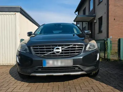 Gebraucht Volvo XC60 215 PS (158 kW) 2014 Grau SUV
