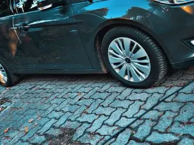 Używany Ford Focus Trend 125 KM (91 kW) 2017 Andere farben Sedan/Limuzyna