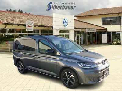 Gebraucht VW Caddy Maxi Life Dark Label 122 PS (89 kW) 2024 Van / Kleinbus