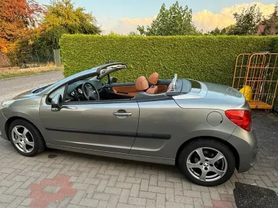 Gebraucht Peugeot 207 CC 120 PS (88 kW) 2007 Cabrio