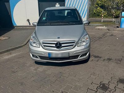 Brugt Mercedes B200 136 HK (100 kW) 2006 Grå MPV