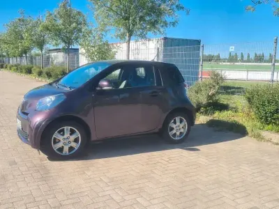 Gebraucht Toyota iQ 68 PS (50 kW) 2010 Kleinwagen