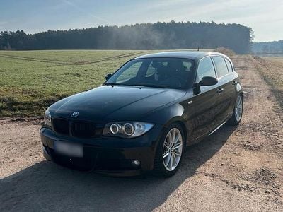 Gebraucht BMW 130 M Sport 265 PS (194 kW) 2009 Schwarz Kleinwagen