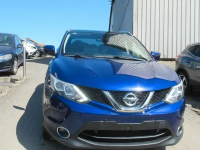 Usata Nissan Qashqai N-Connecta 116 CV (85 kW) 2017 Blu SUV