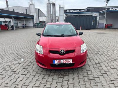 Gebraucht Toyota Auris Life 101 PS (74 kW) 2009 Kleinwagen