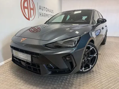 Neu Cupra Leon VZ 300 PS (220 kW) 2026 Grau Limousine