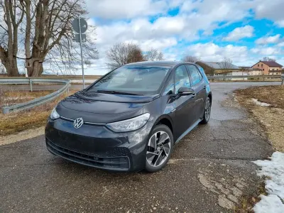 Gebraucht VW ID.3 Pure 110 kW (150 PS) 2021 Schwarz Kleinwagen