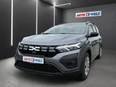 Używany Dacia Jogger Essentiel 91 KM (66 kW) 2025 Srebrny Minivan