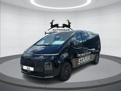 Gebraucht Hyundai Staria Signature 224 PS (164 kW) 2025 Abyss black / mic Van / Kleinbus