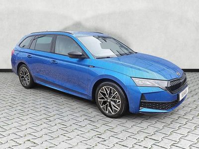 Neu Skoda Octavia SportLine 150 PS (110 kW) 2025 Raceblau metallic Kombi