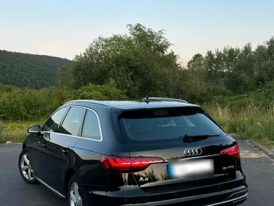 Gebraucht Audi A4 Advanced Plus 150 PS (110 kW) 2020 Schwarz Kombi