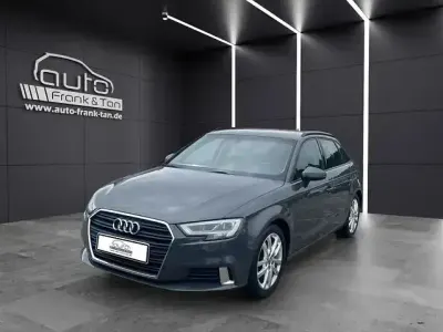 Gebraucht Audi A3 Sport 150 PS (110 kW) 2017 Grau Limousine