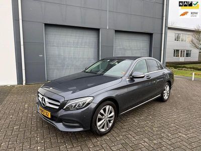 Usata Mercedes C180 Edition 156 CV (114 kW) 2015 Grigio Berlina