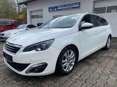Gebraucht Peugeot 308 SW Allure 150 PS (110 kW) 2015 Weiß Kombi