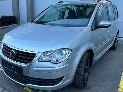 Gebraucht VW Touran 140 PS (102 kW) 2010 Grau Van / Kleinbus