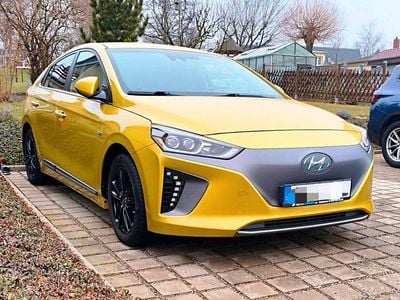 Gebraucht Hyundai Ioniq Style 88 kW (120 PS) 2018 Gold Kleinwagen