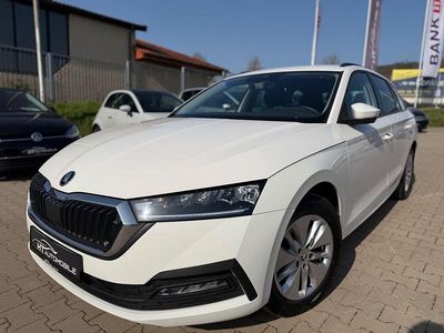 Gebraucht Skoda Octavia 116 PS (85 kW) 2022 Weiß Kombi