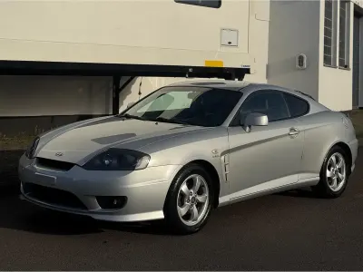 Gebraucht Hyundai Coupé 143 PS (105 kW) 2004 Silber Coupé