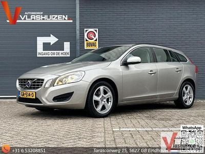 Gebraucht Volvo V60 Momentum 114 PS (83 kW) 2011 Grau Kombi