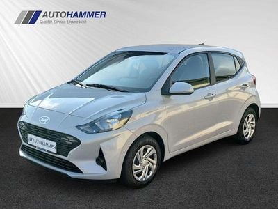 Neu Hyundai i10 63 PS (46 kW) 2025 Grau Kleinwagen