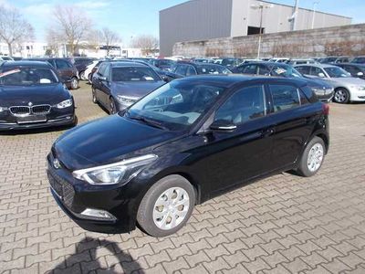 gebraucht Hyundai i20 Klima, Allwetterreifen, 1. Hand, Scheckheft