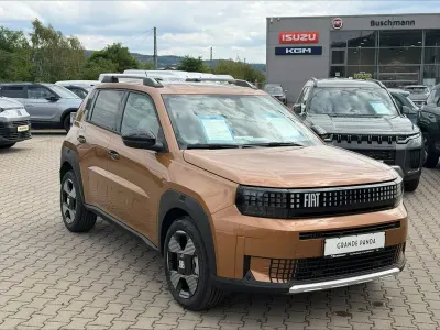 Neu Fiat Grande Panda La Prima 101 PS (74 kW) 2026 Braun Kleinwagen