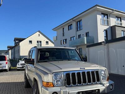 Begagnad Jeep Commander 231 HK (169 kW) 2011 Grå SUV
