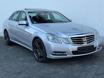 Gebraucht Mercedes E350 Elegance 265 PS (194 kW) 2012 Silber Limousine