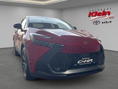 Rot Neu 2025 Toyota C-HR SUV | 38.290 €