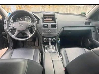 Mercedes C220