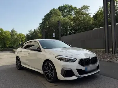 Gebraucht BMW M235 Sport Line 306 PS (225 kW) 2020 Weiß Coupé