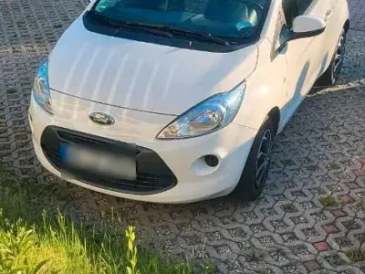 Gebraucht Ford Ka 69 PS (50 kW) 2013 Weiß Kleinwagen