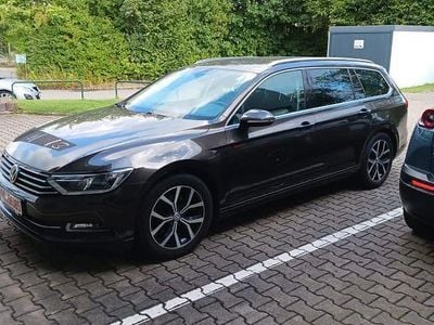 Usado VW Passat Comfortline 150 HP (110 kW) 2017 Castanho Carrinha